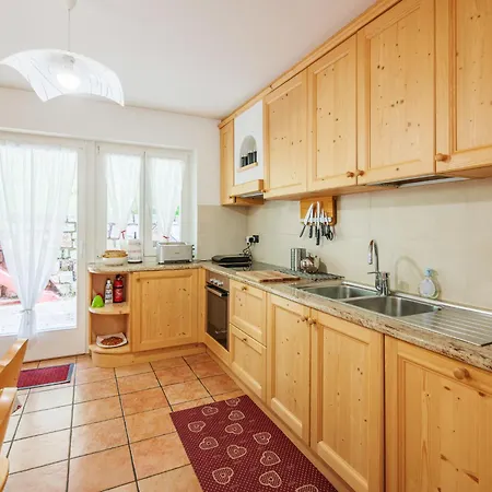 Apartment Erika By Interhome Canazei